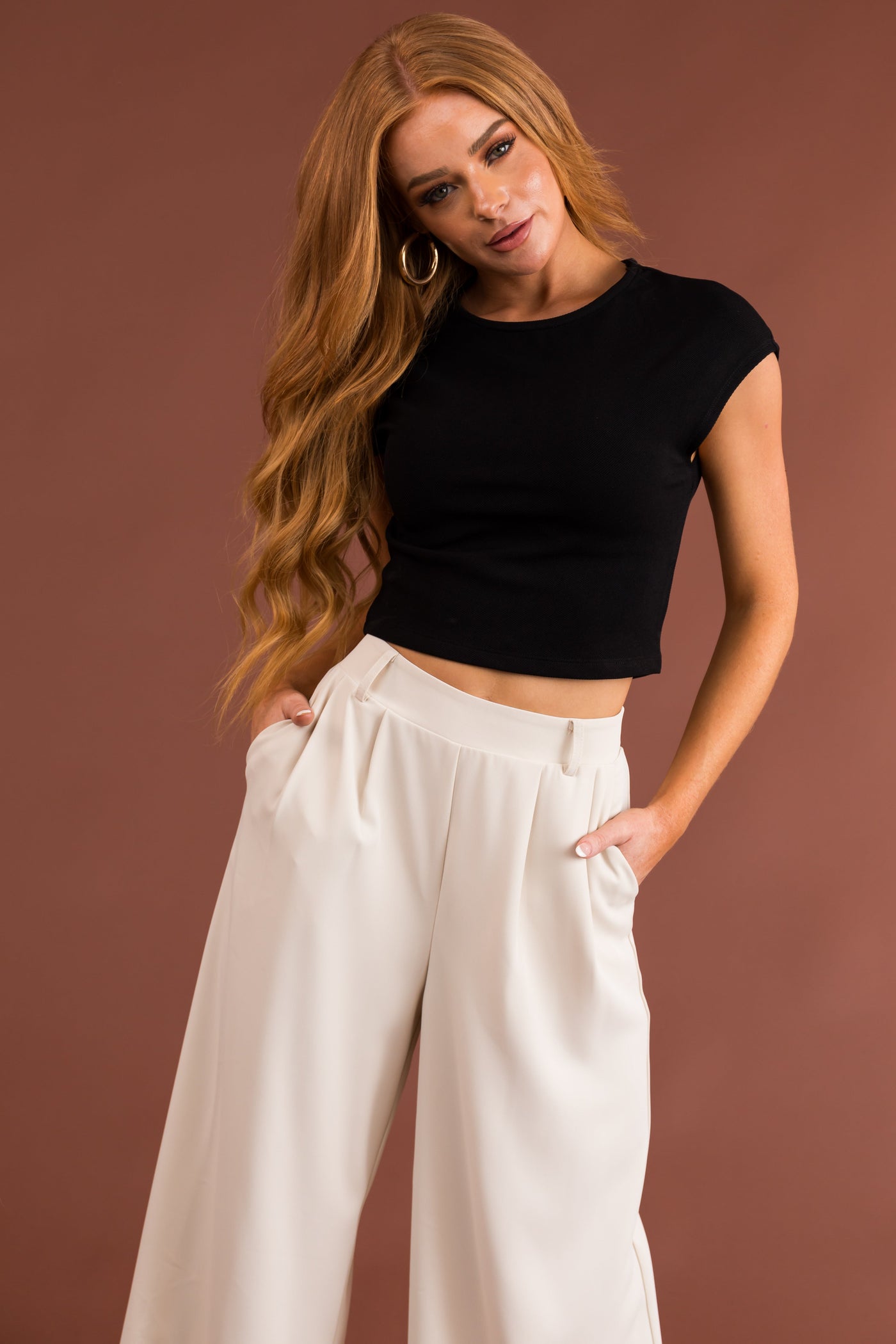 Black Cap Sleeve Basic Knit Crop Top