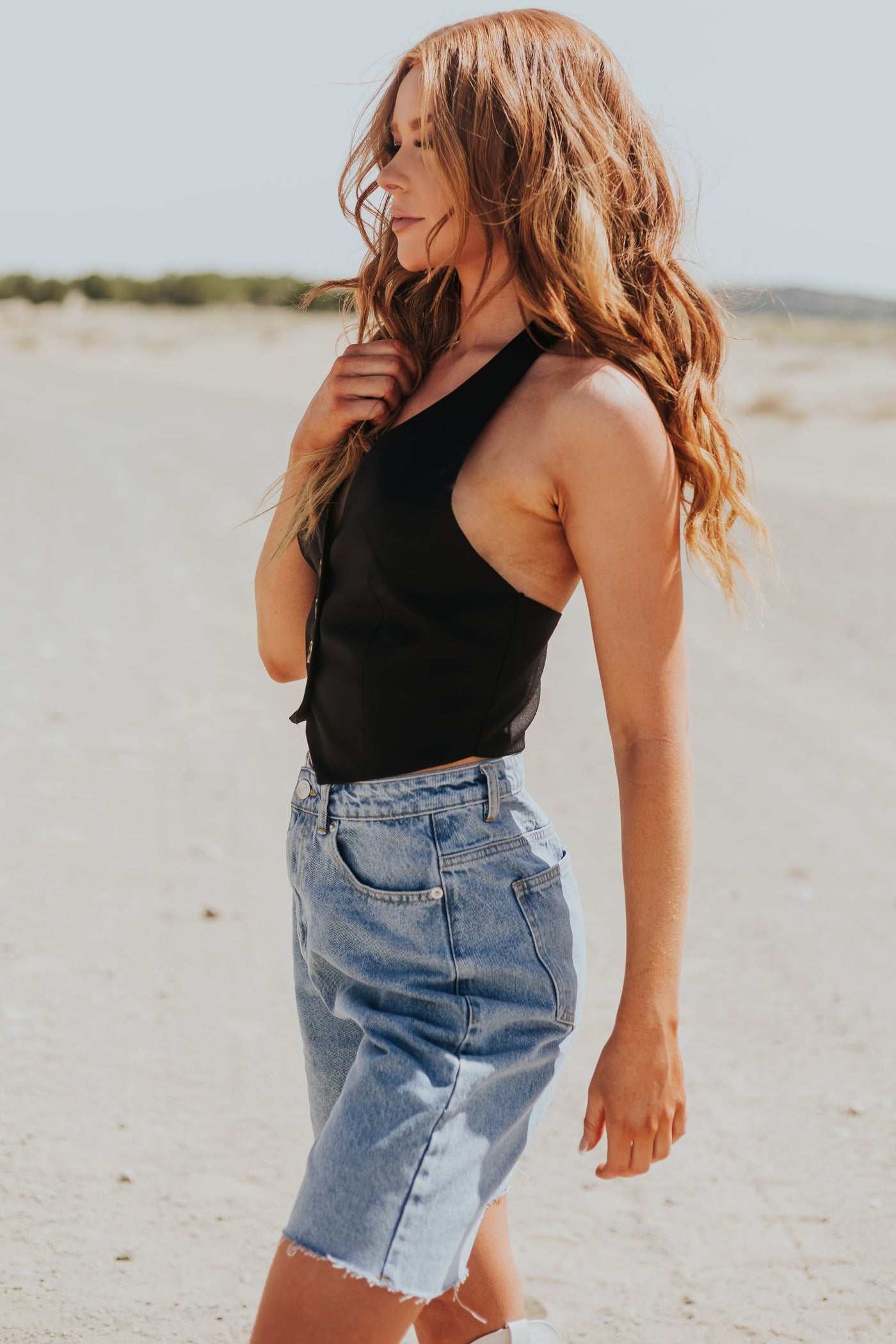 Black Sleeveless Halter Neck Button Up Vest
