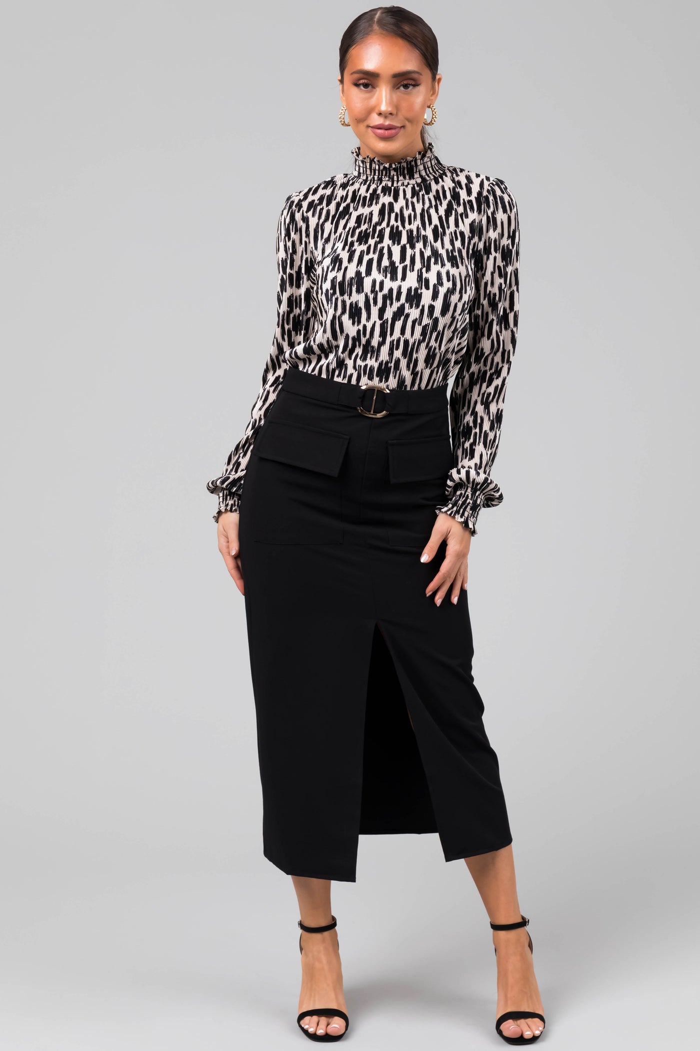 Coconut and Black Brush Stroke Satin Plisse Top