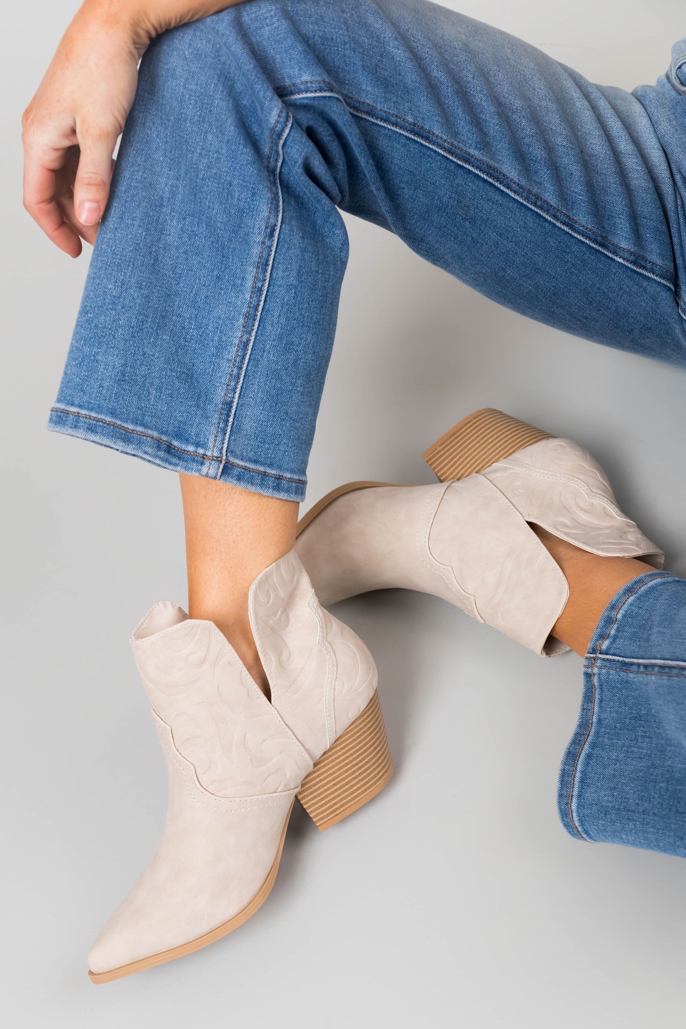 Coconut Pointed Toe Side Slit Western Booties