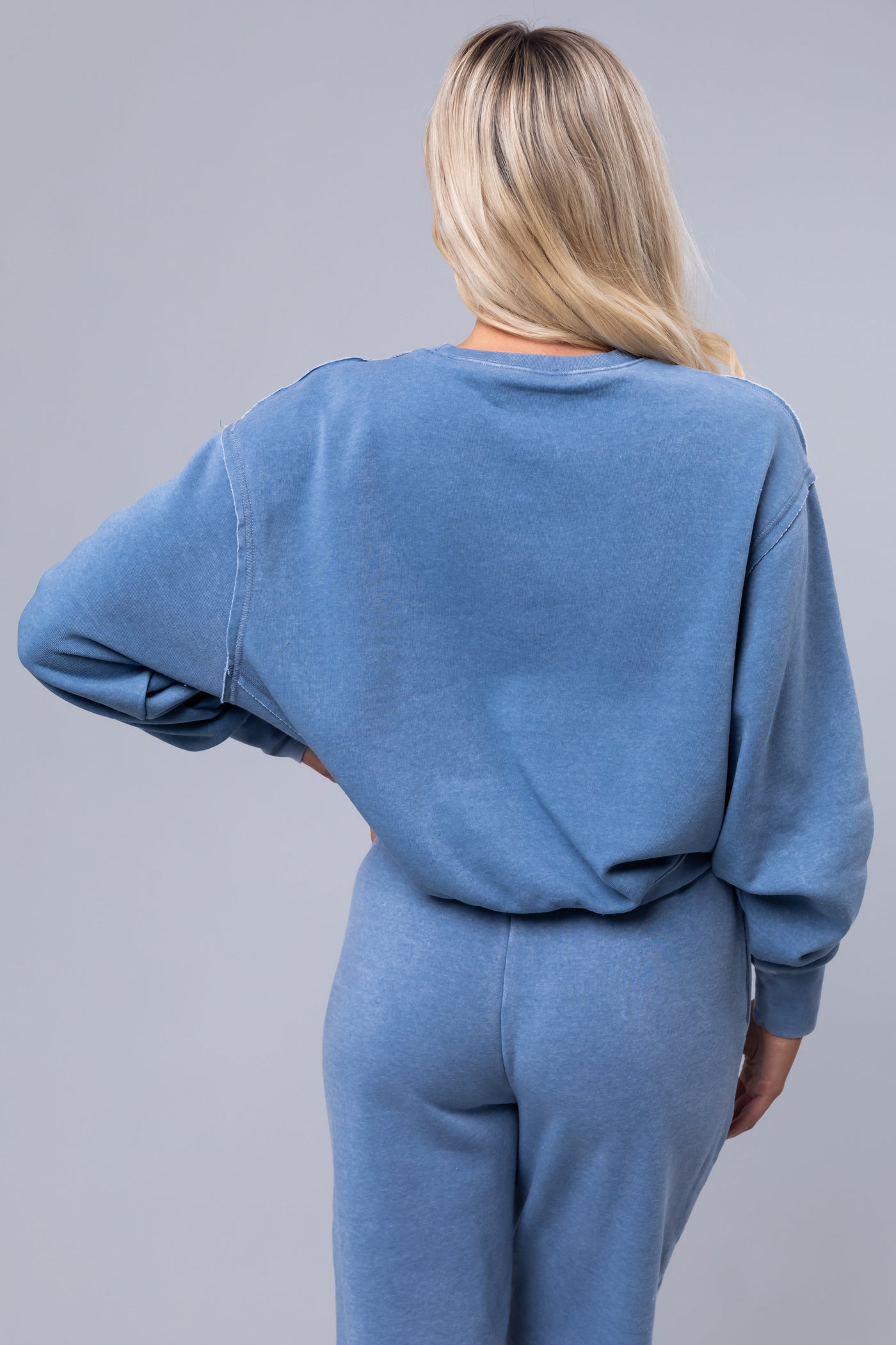 Cornflower Washed Long Sleeve Knit Sweatshirt