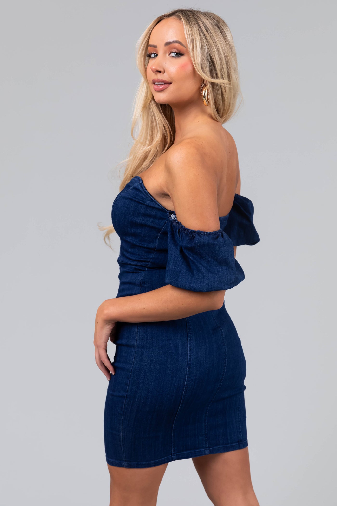 Dark Wash Off the Shoulder Bodycon Denim Dress