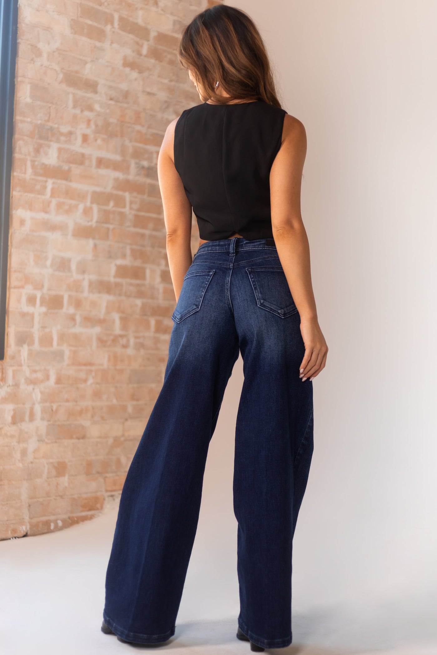 Dark Wash Zipper Fly Wide Leg Jeans