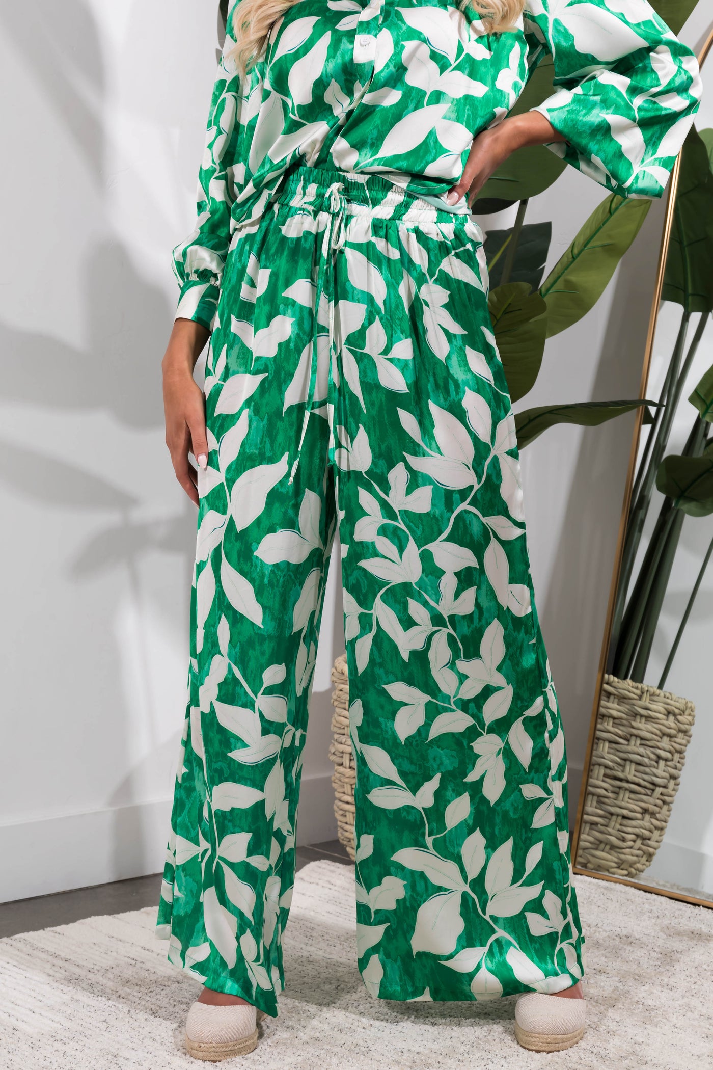 Flying Tomato Jade Leaf Print Satin Pants