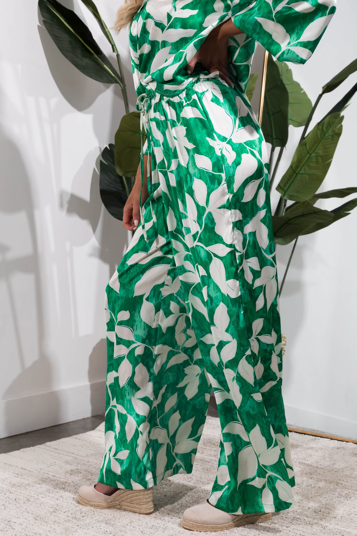 Flying Tomato Jade Leaf Print Satin Pants