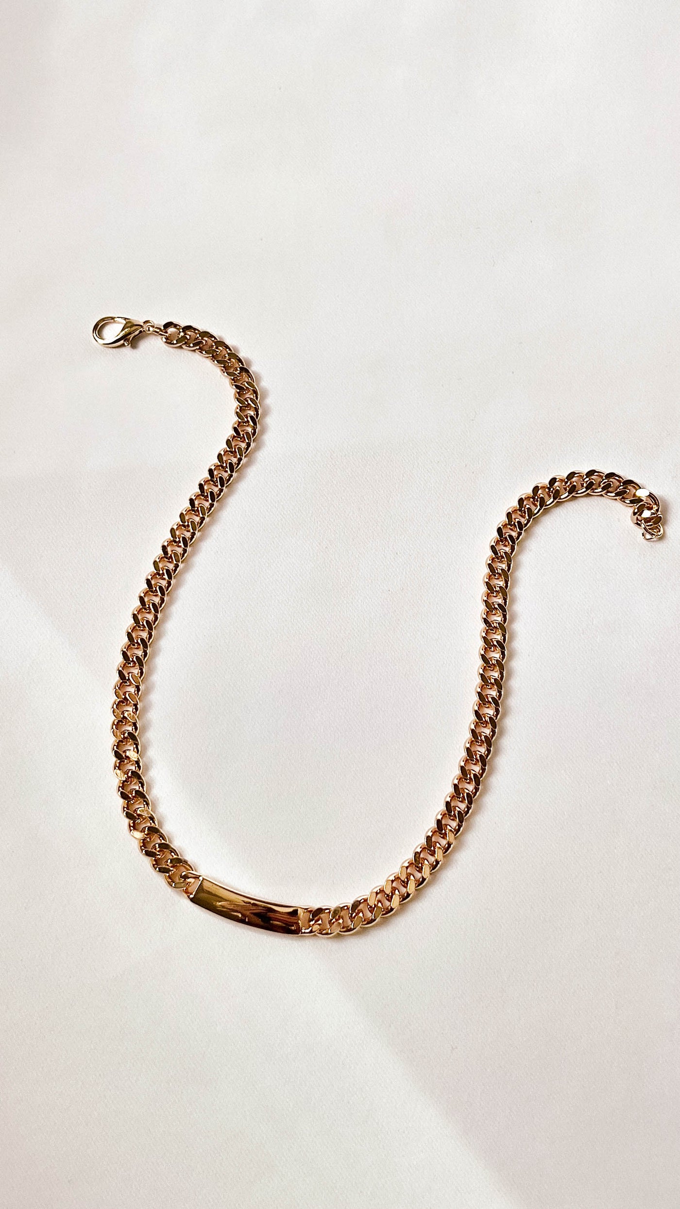 Gold Flat Link Chain Bar Detail Necklace