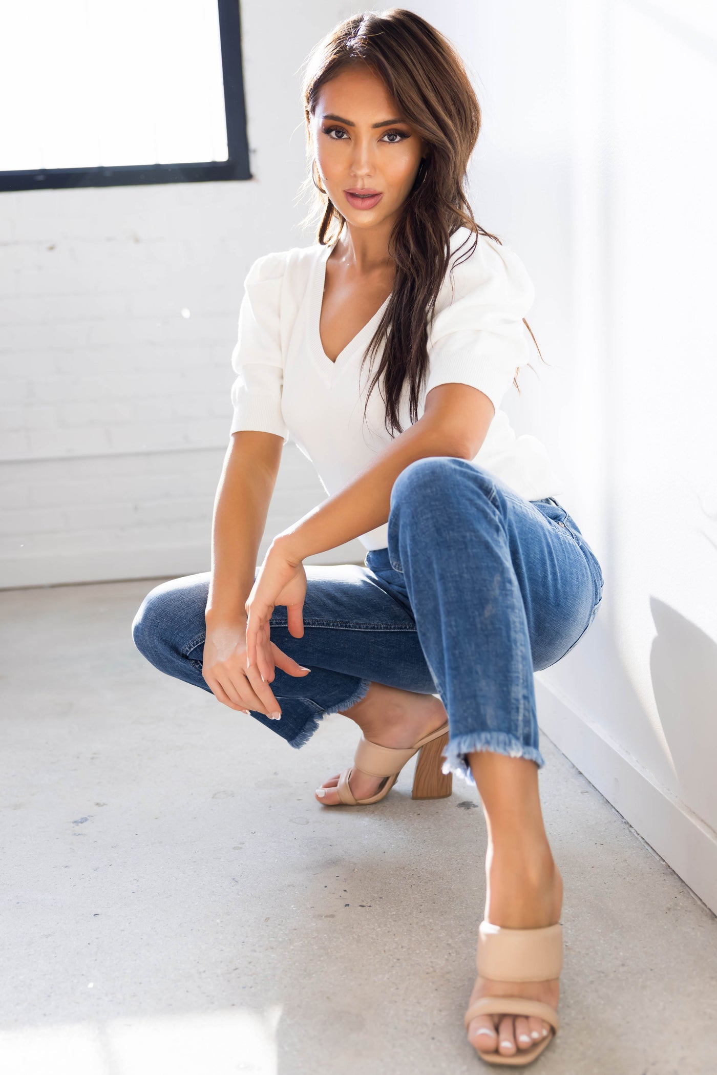 KanCan Medium Washed Cropped Straight Jeans