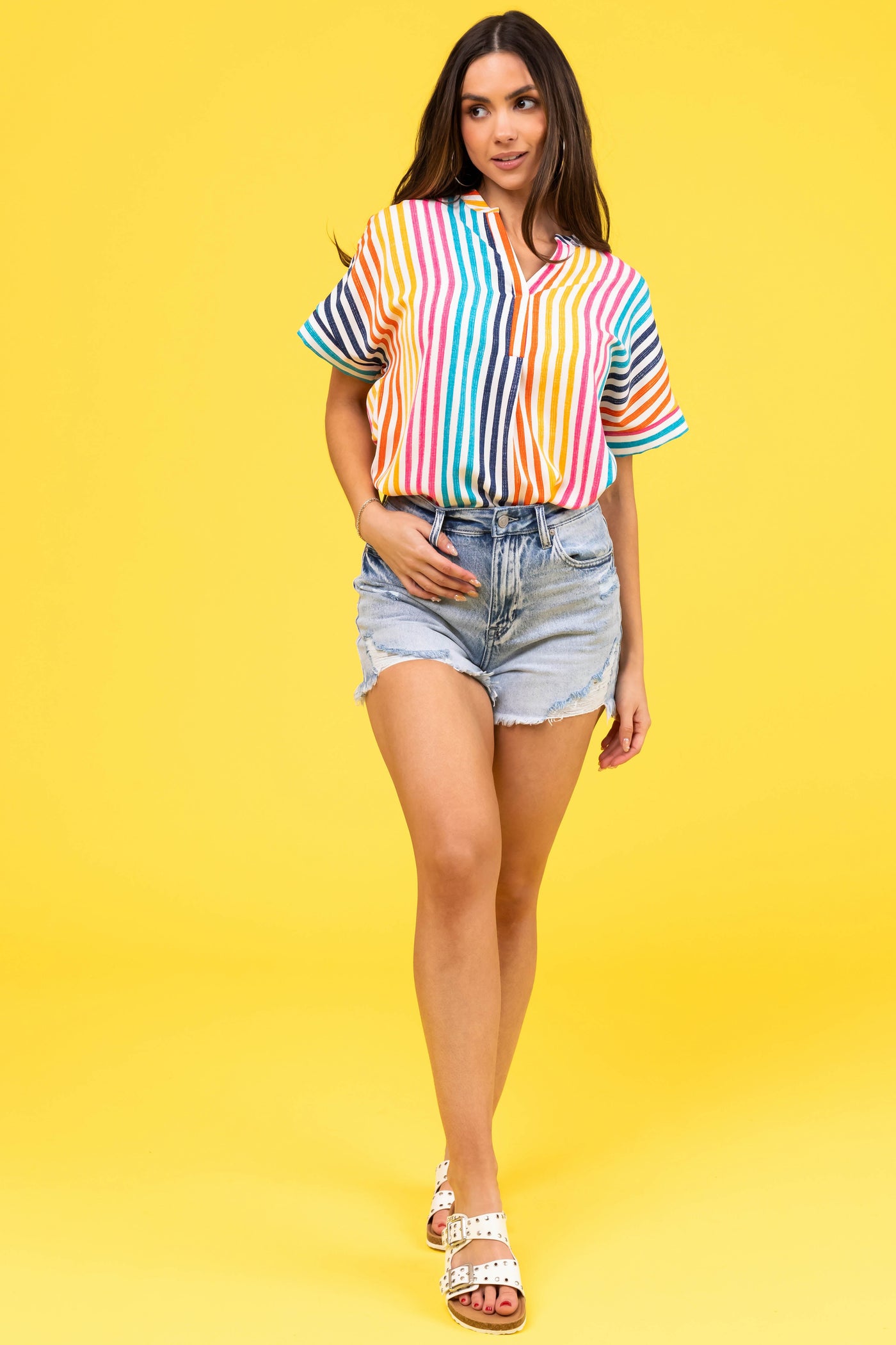 KanCan Medium Washed Distressed Denim Mom Shorts