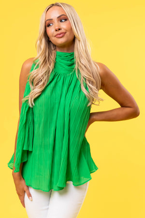 Kiwi Sleeveless Neck Tie Pleated Blouse