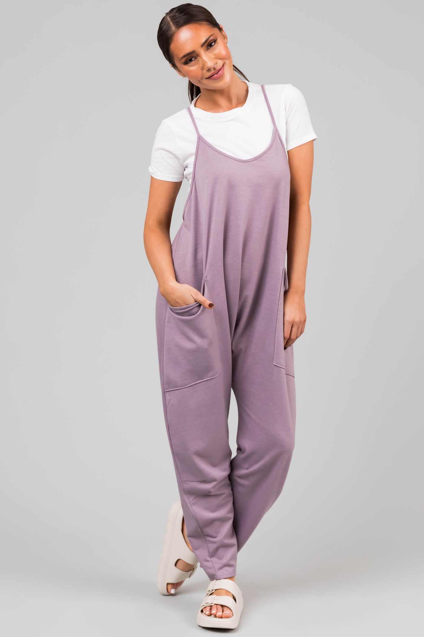 Lavender Sleeveless Front Pocket Loose Jumpsuit