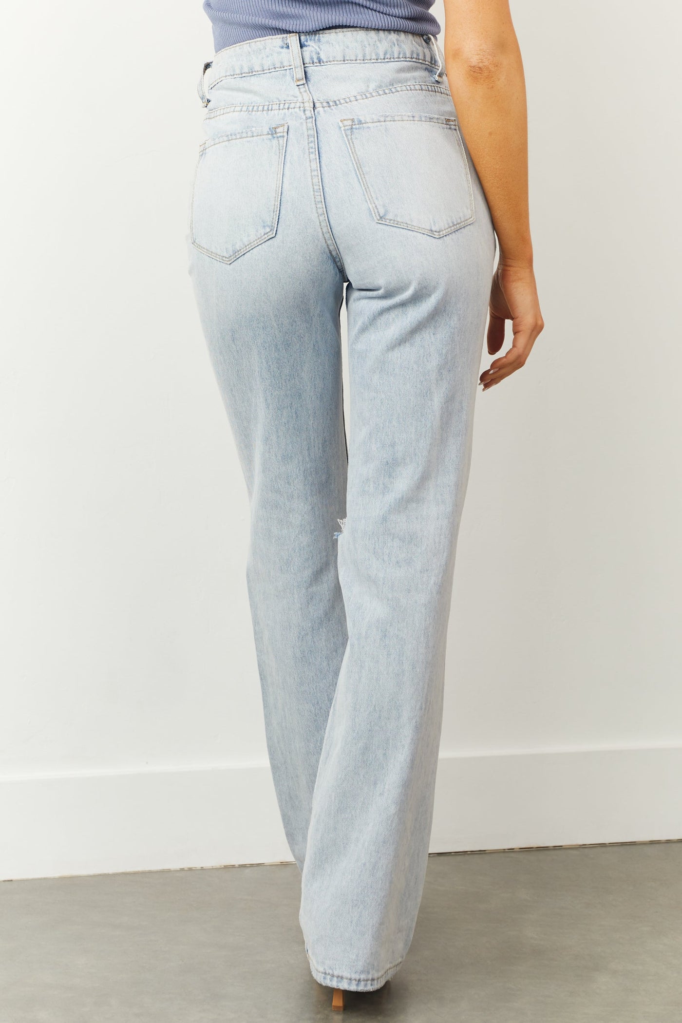 Light Wash High Rise Distressed Knee Mom Jeans