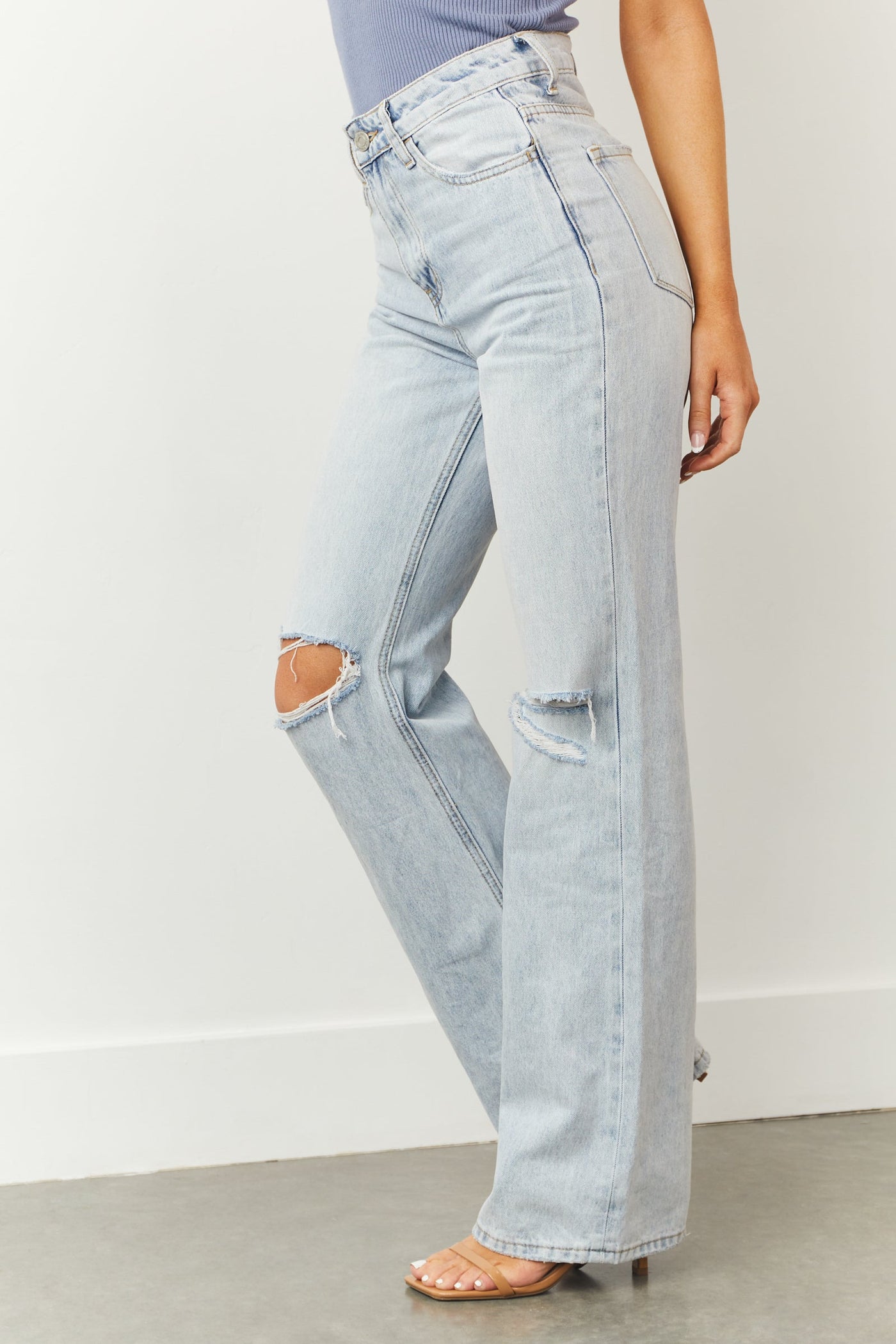 Light Wash High Rise Distressed Knee Mom Jeans