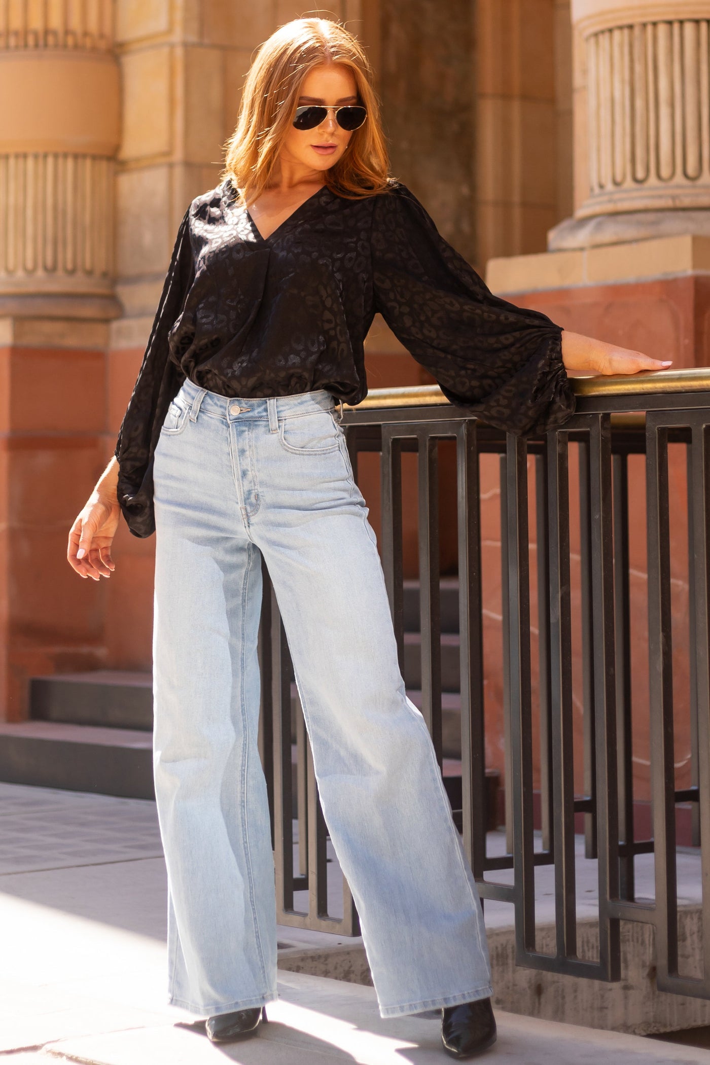 Light Wash High Rise Zipper Fly Wide Leg Jeans