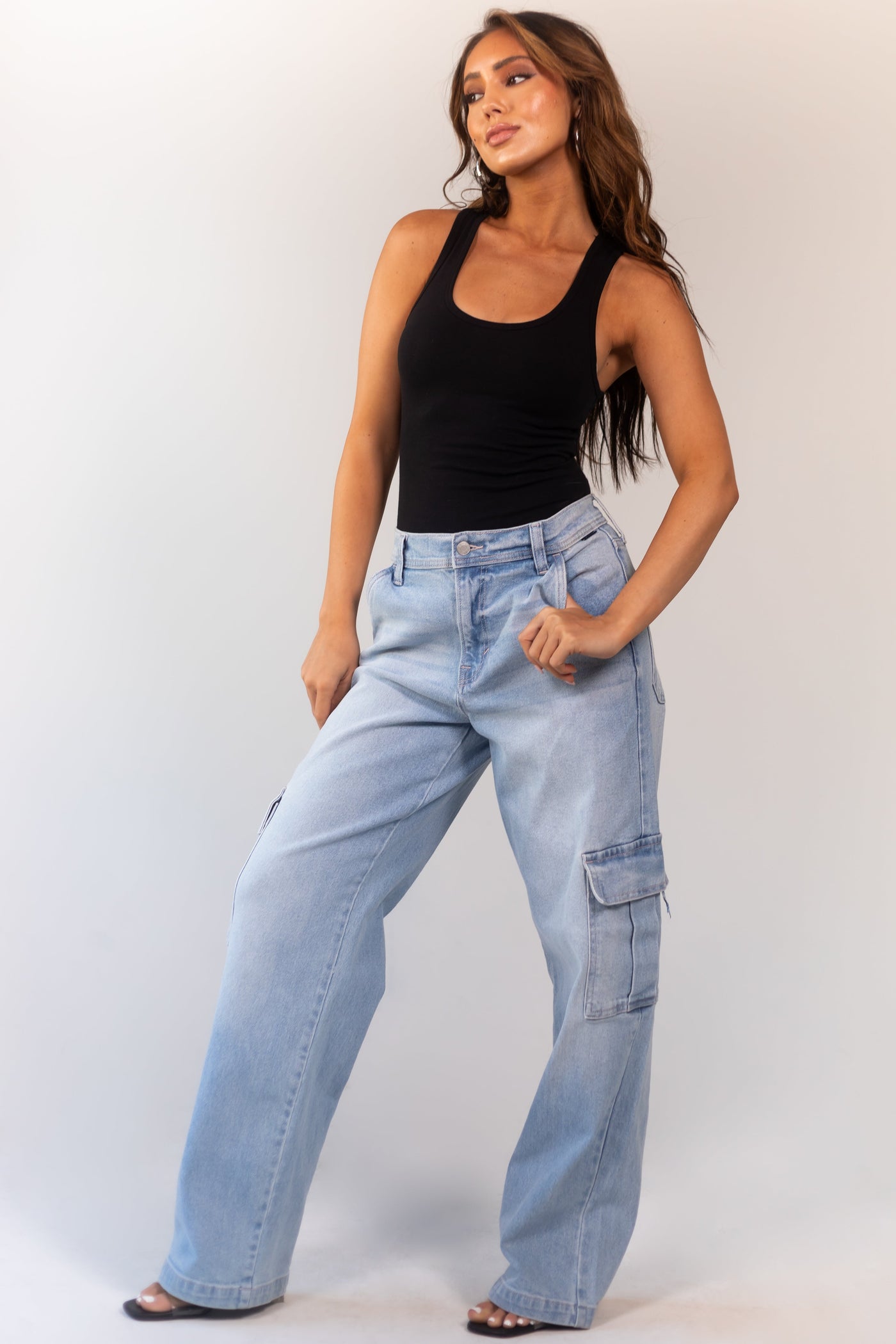 Light Wash Vintage Relaxed Cargo Jeans