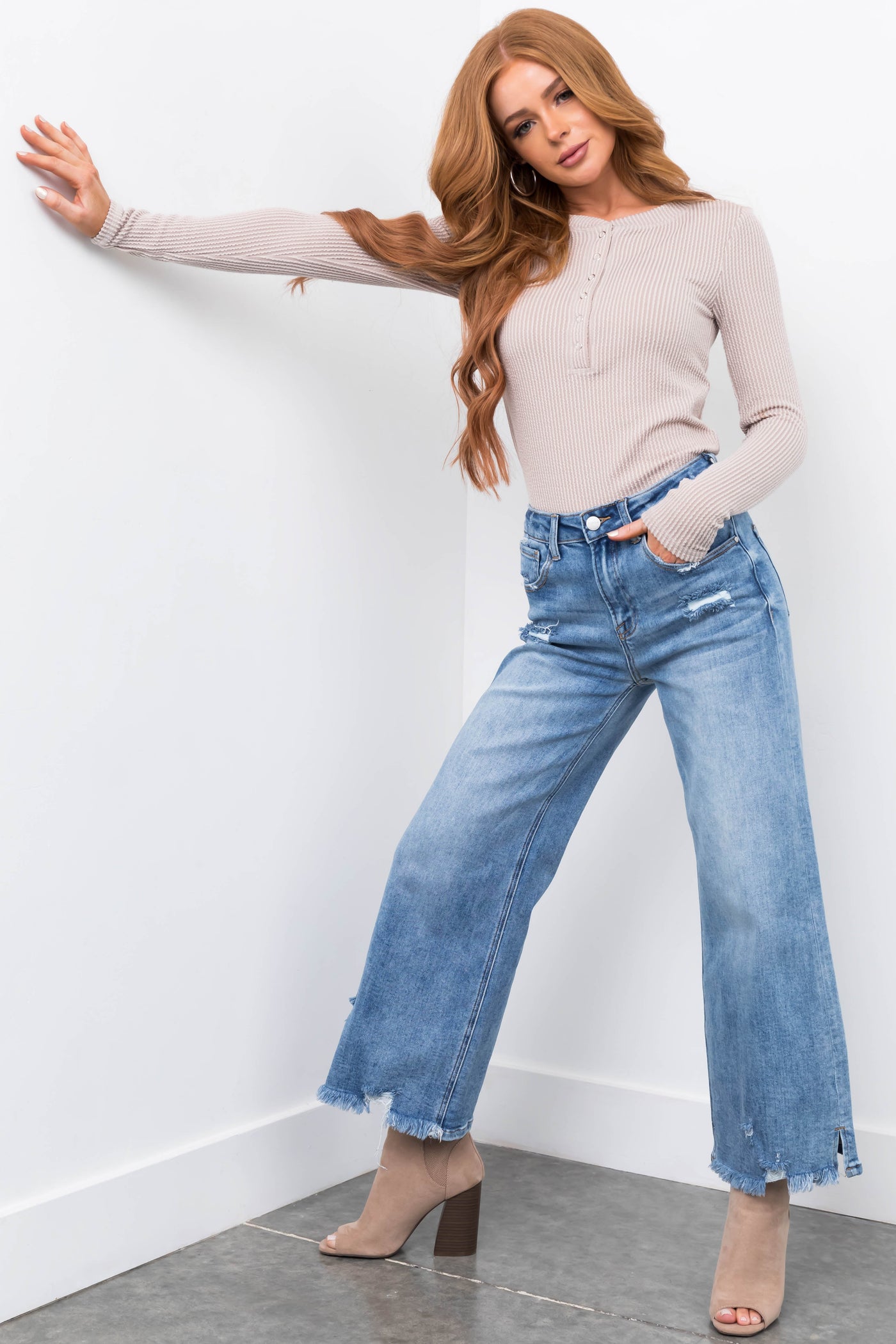 Risen Ankle Wide Leg Jeans with Side Slit