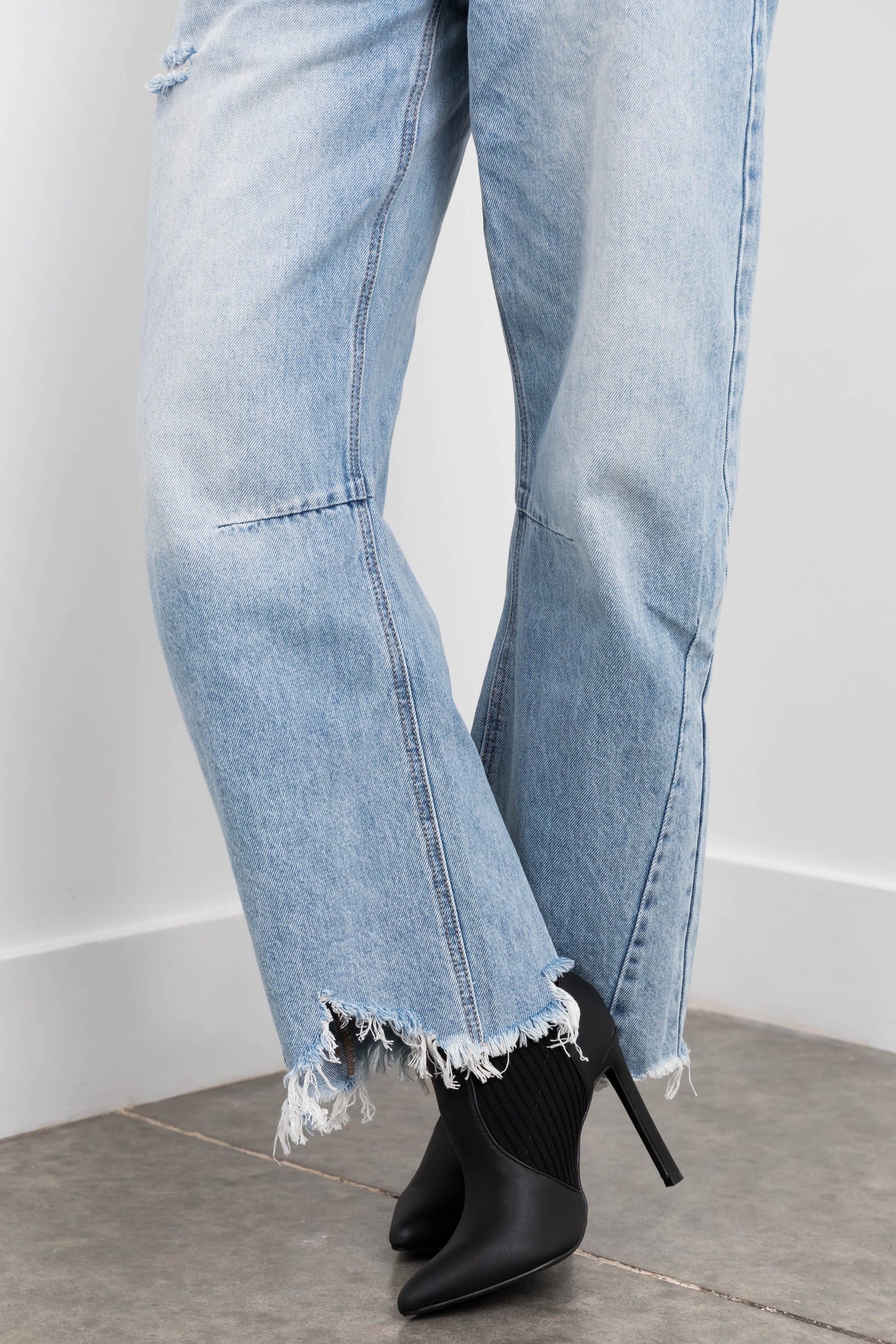 Special A Light Wash High Rise Barrel Jeans