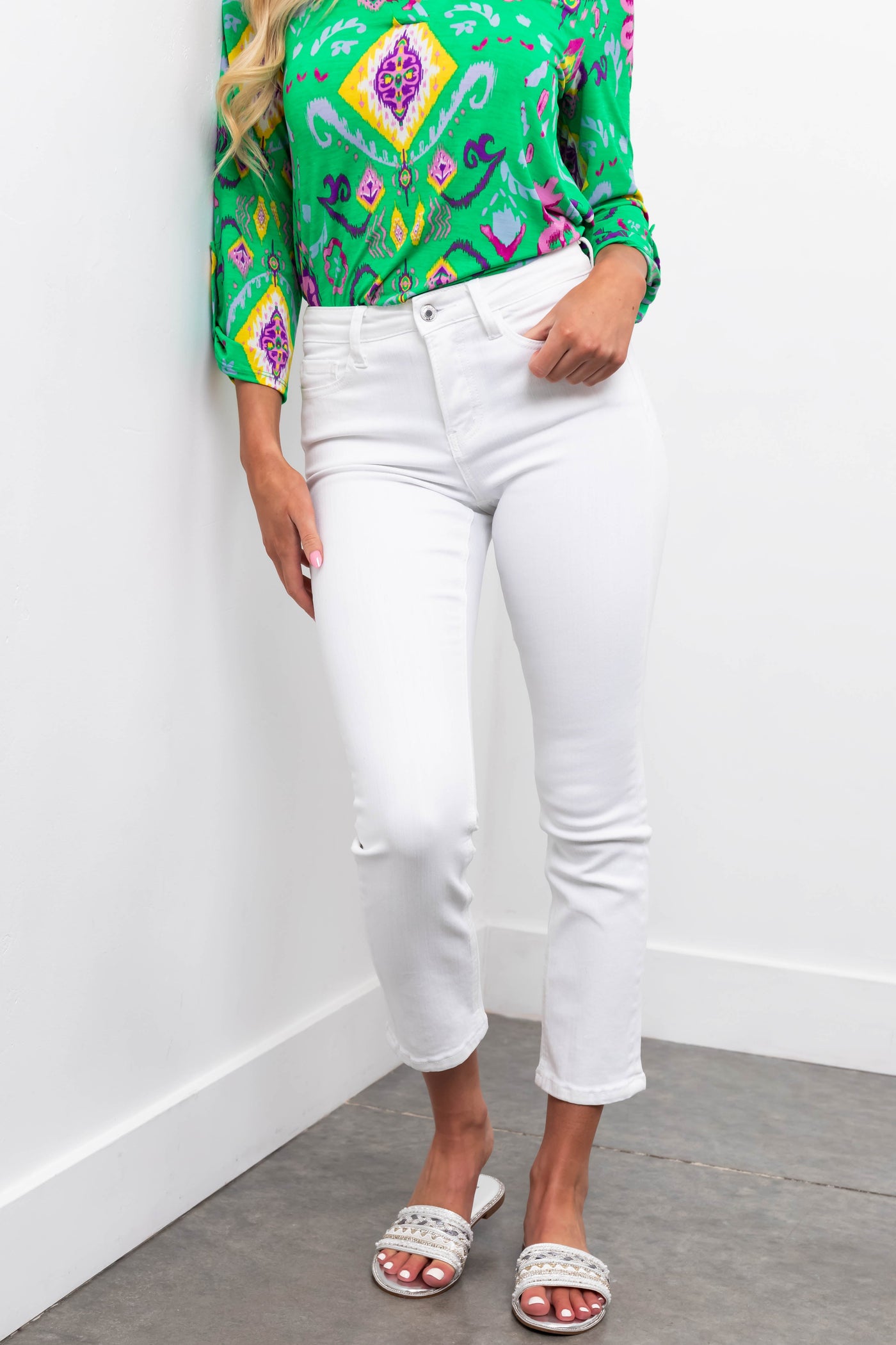 Vervet White High Rise Cropped Straight Jeans