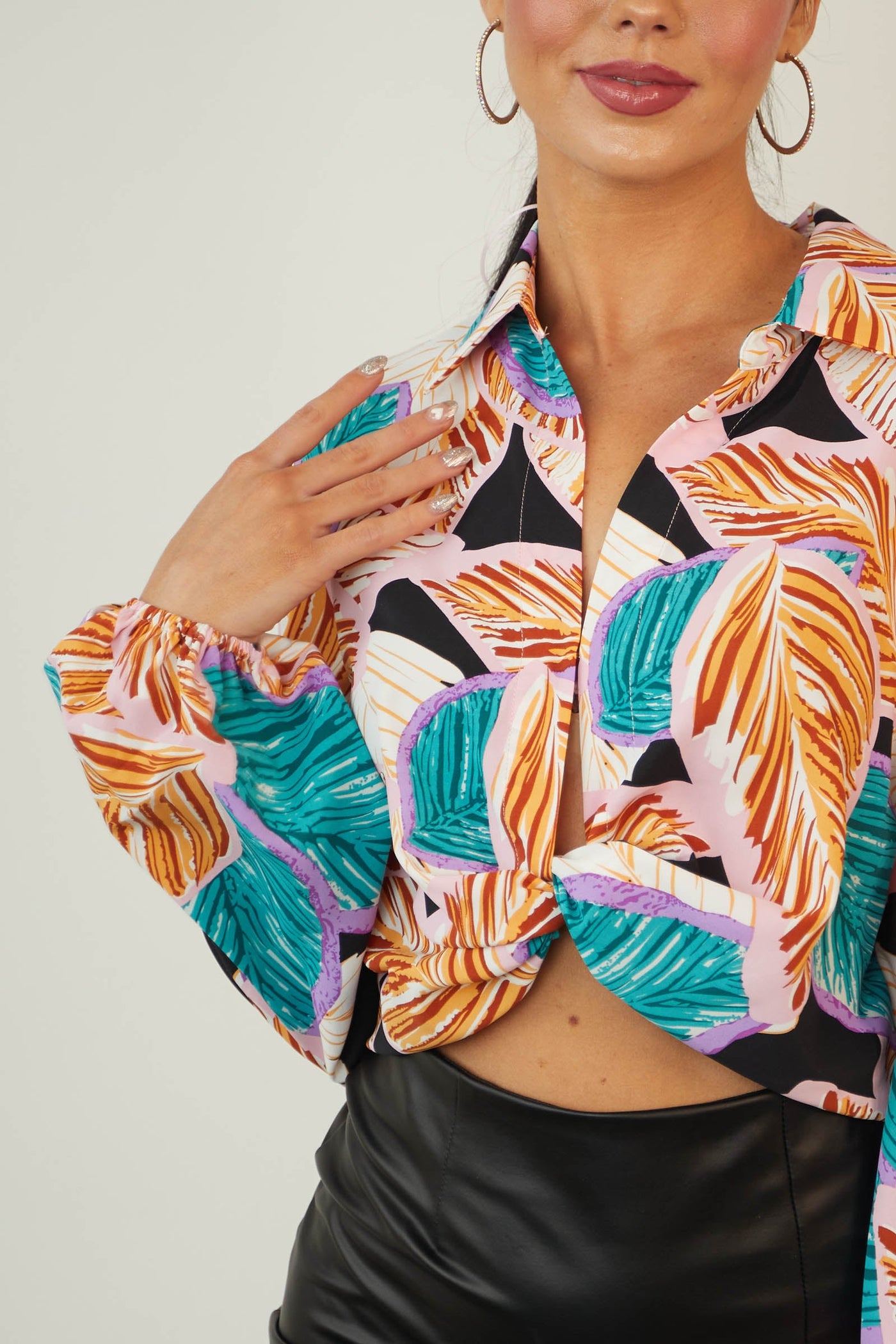 Black Colorful Tropical Print Front Twist Top