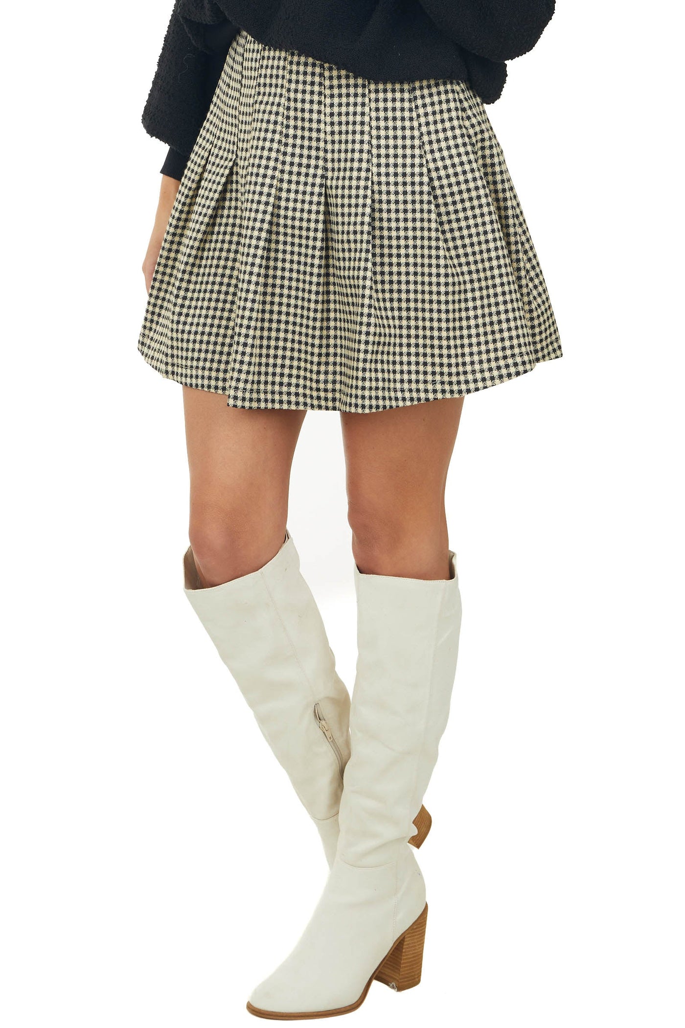 Black and Cream Houndstooth Pleated Skirt