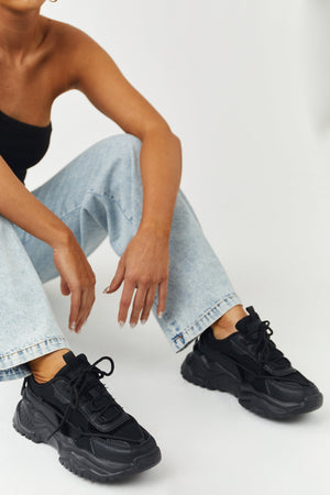 Black Chunky Tread Cinch Lace Sneakers