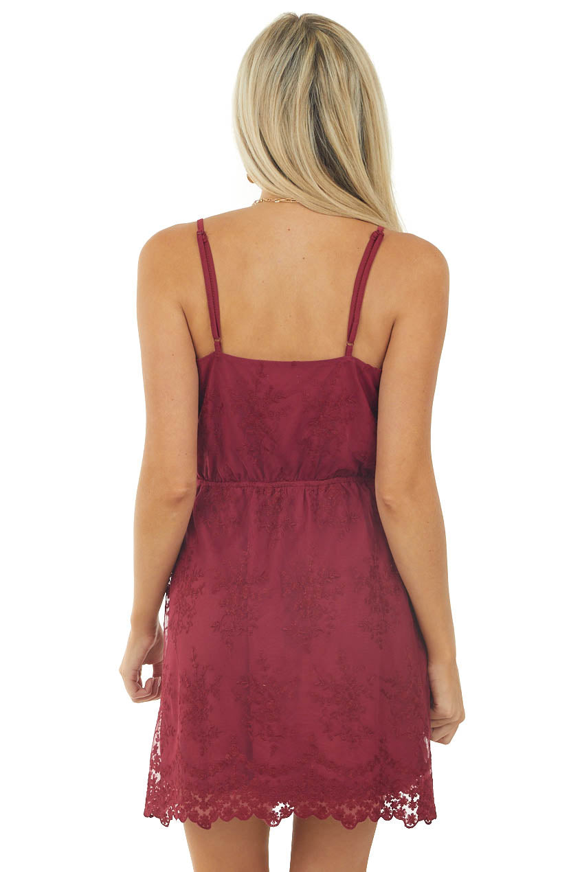 Burgundy Sleeveless Lace Short Dress