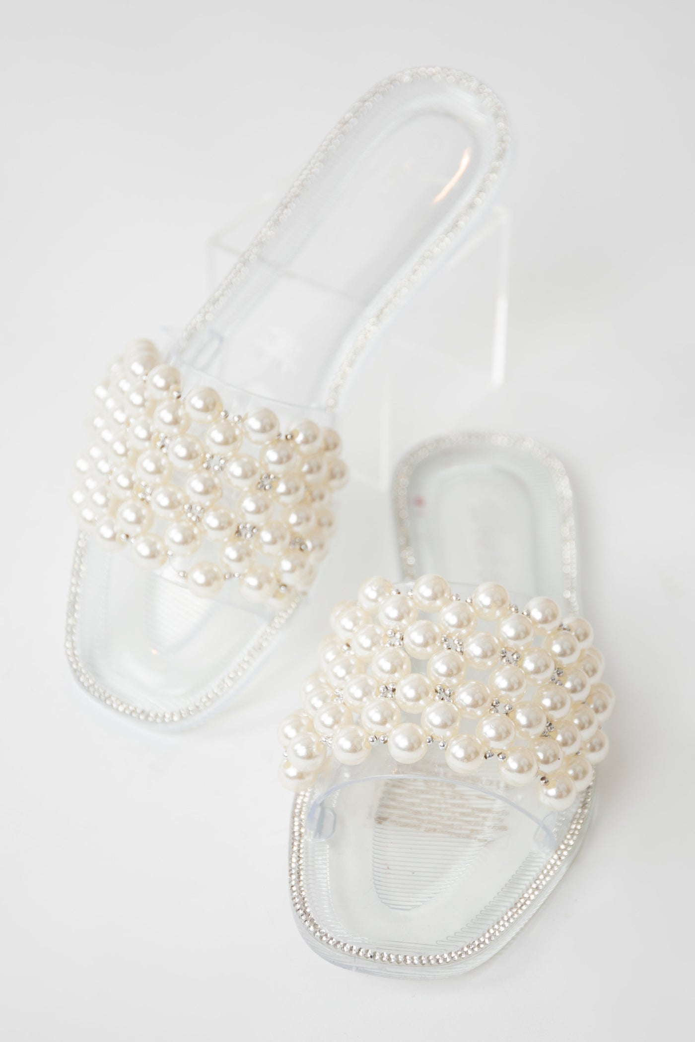 Clear Pearl Strap Slip On Jelly Sandals