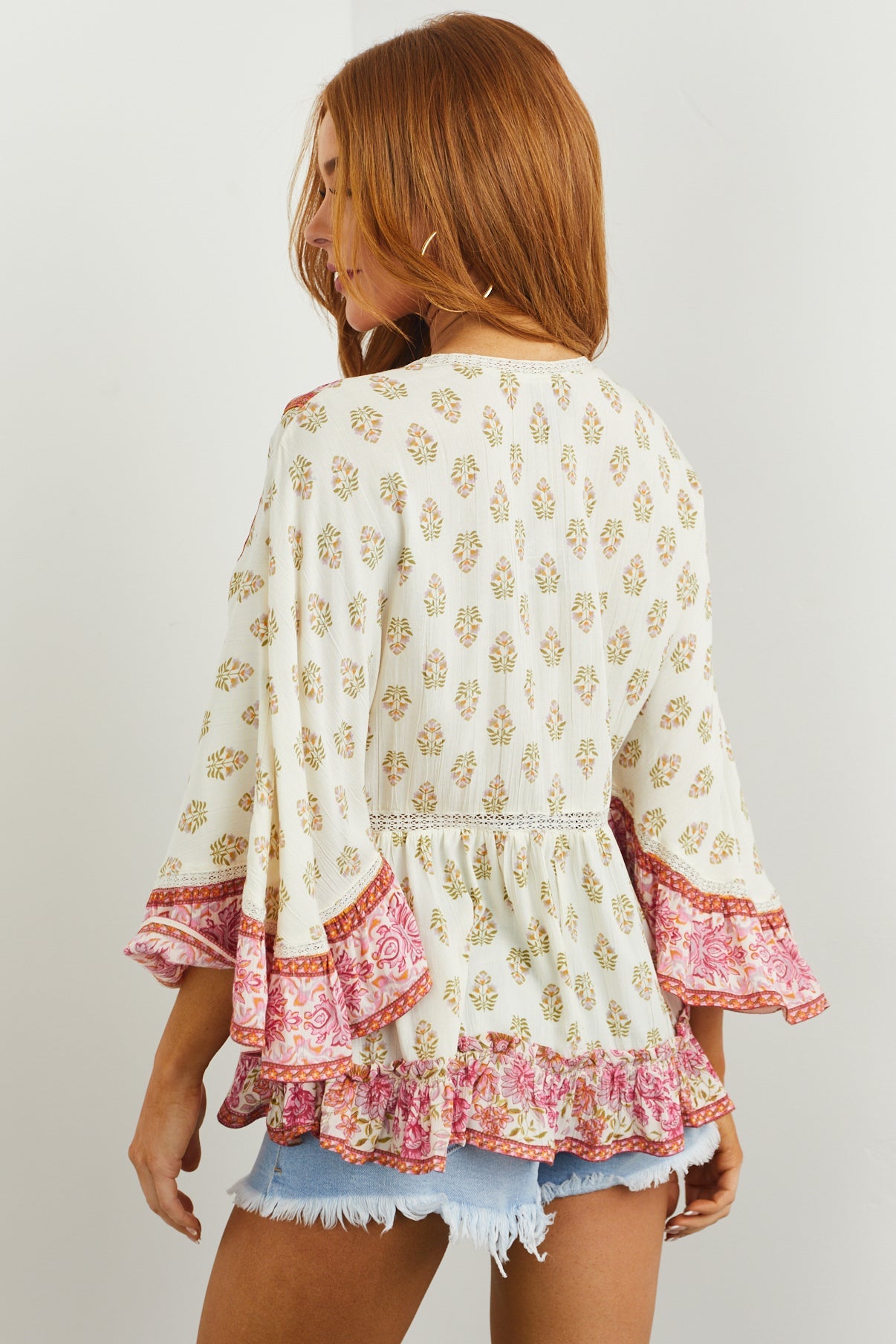 Cream Floral Print Lace Trim 3/4 Sleeve Top