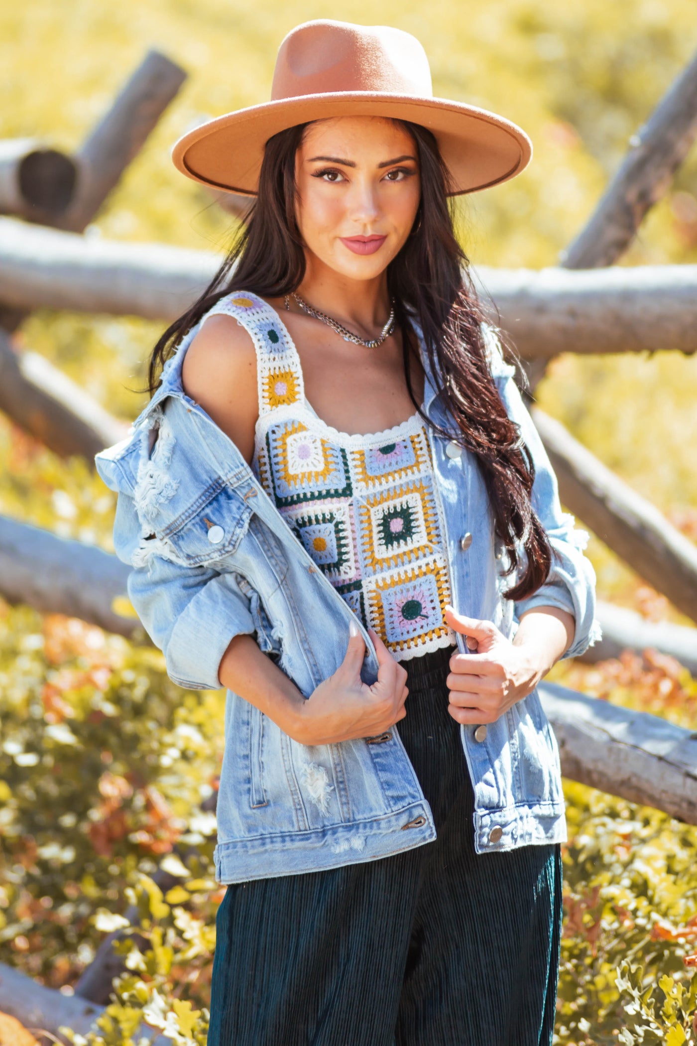 Cream Floral Crochet Sleeveless Cropped Tank Top