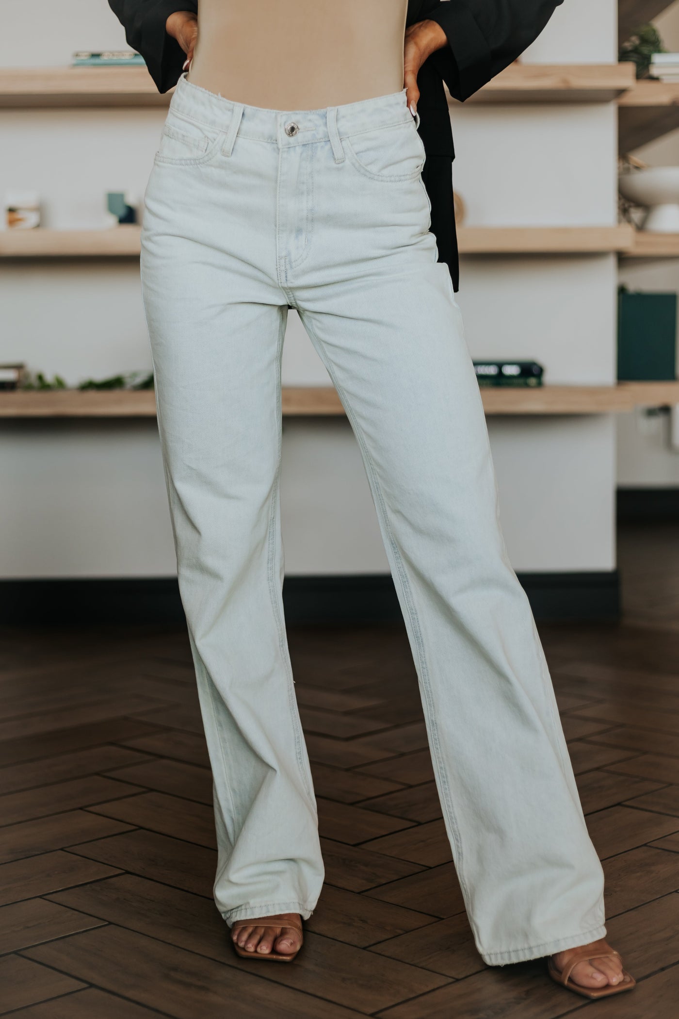 Light Wash 90s Vintage High Rise Wide Leg Jeans