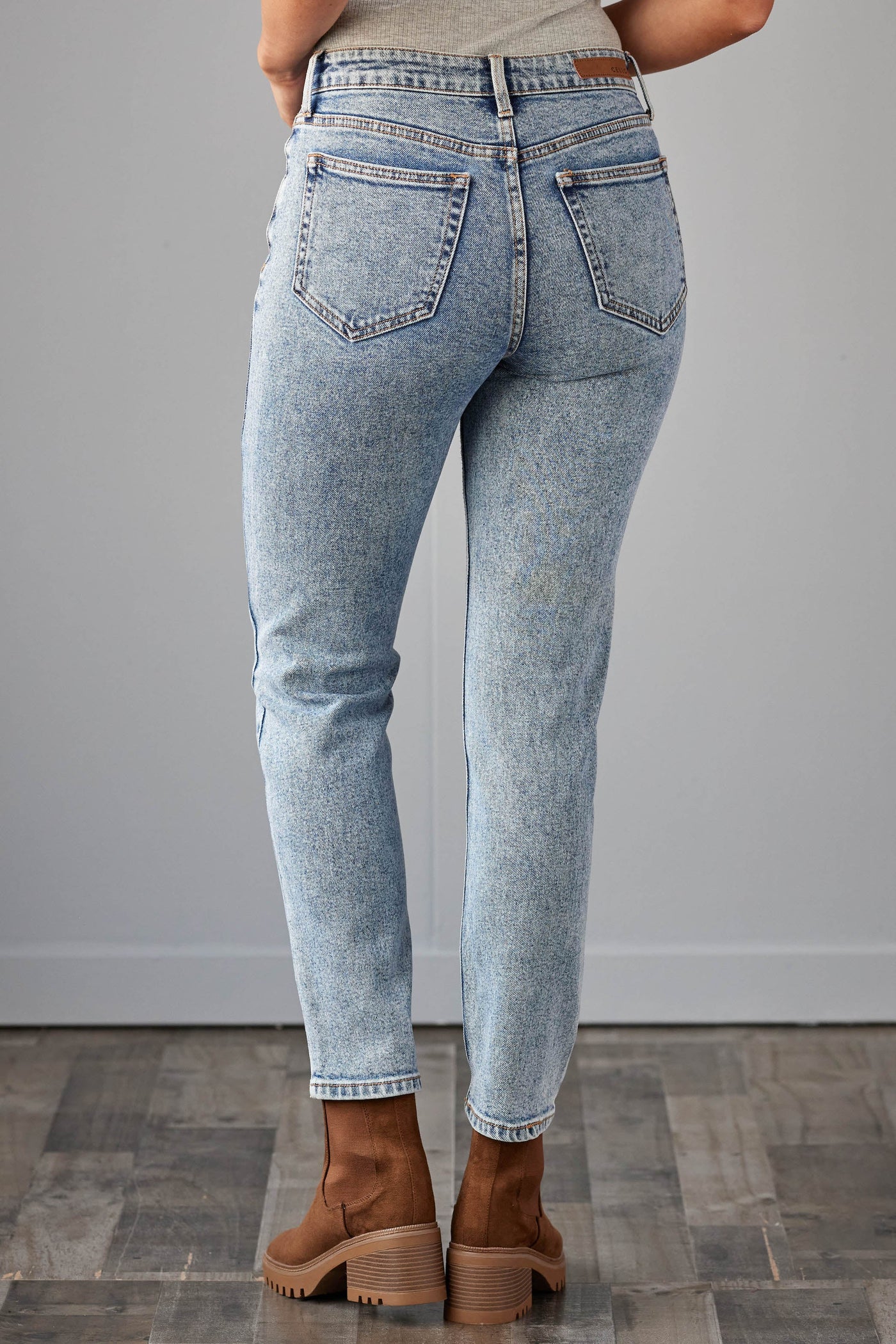 Medium Acid Wash Straight Fit High Rise Jeans
