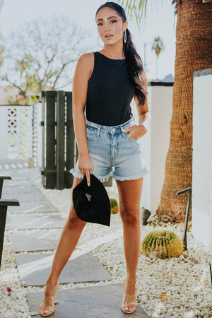 Medium Wash Frayed Hem Distressed Denim Shorts