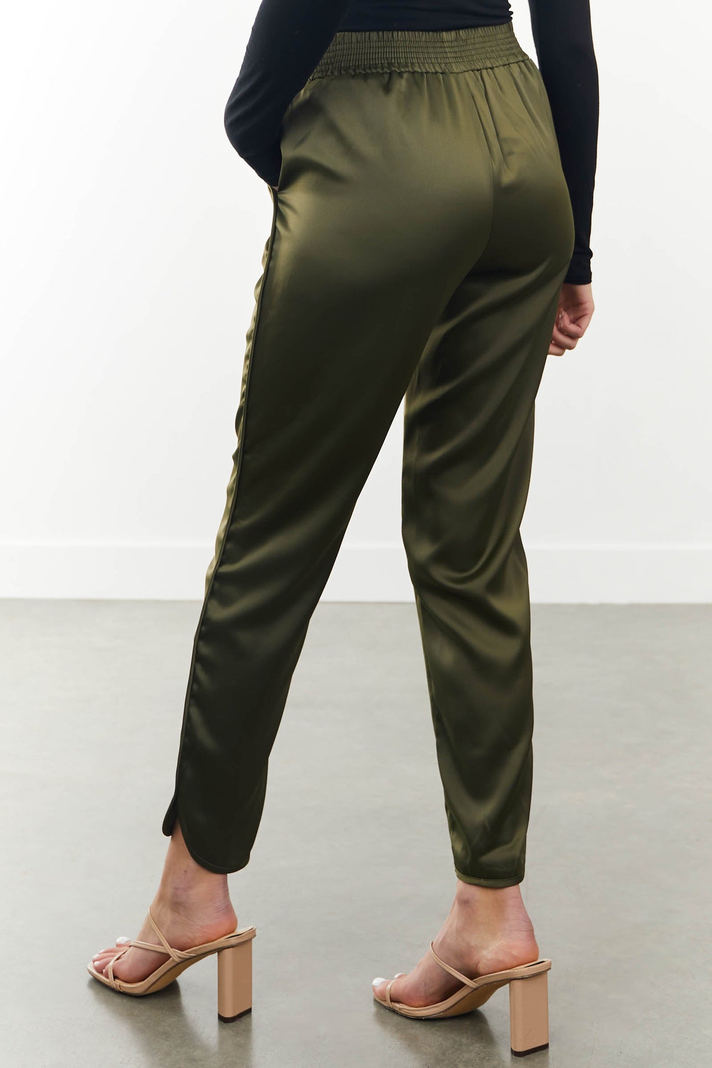 Olive Satin Cropped Pants with Elastic Waist