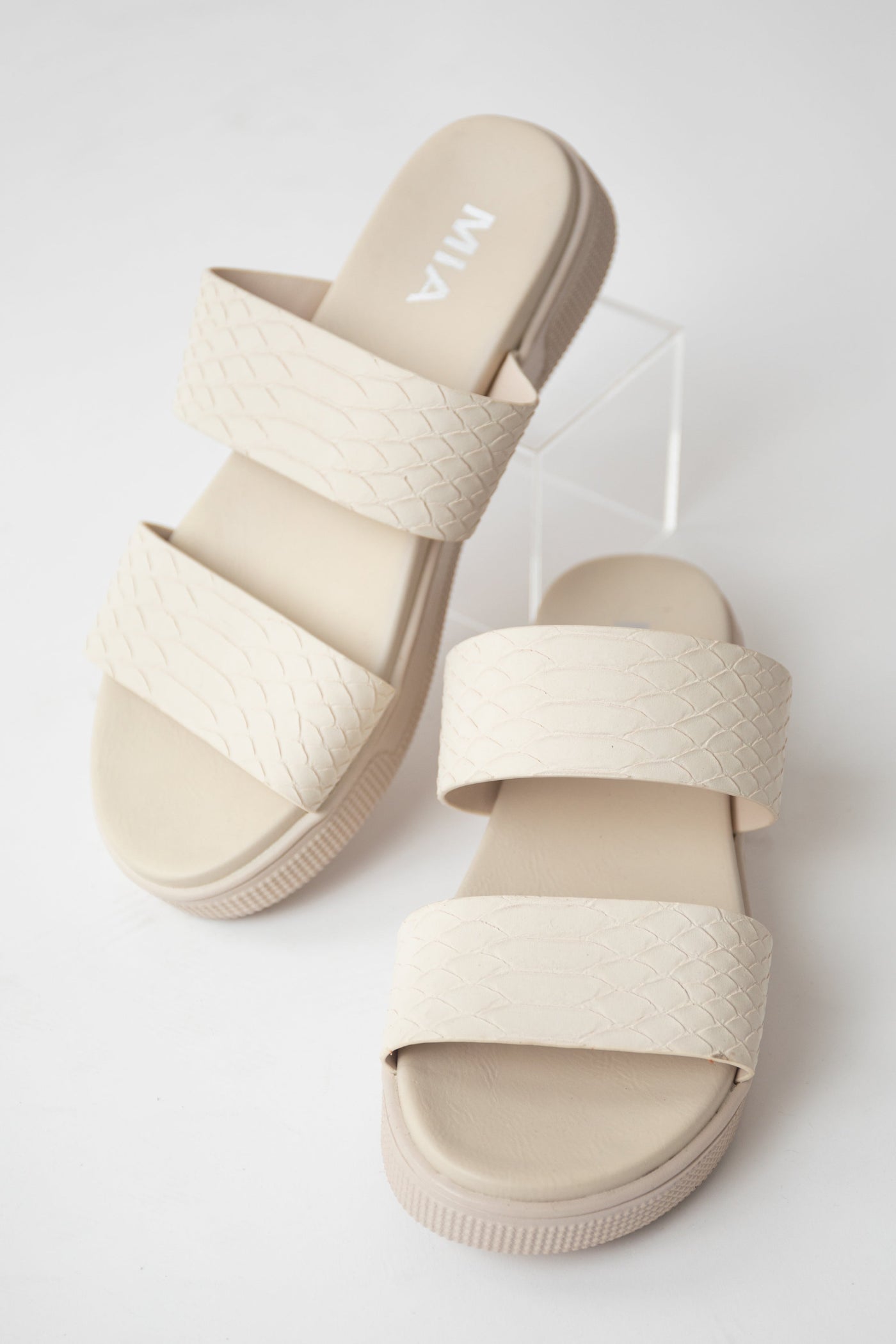 Vanilla Snake Texture Comfy Footbed Slip On Sandals