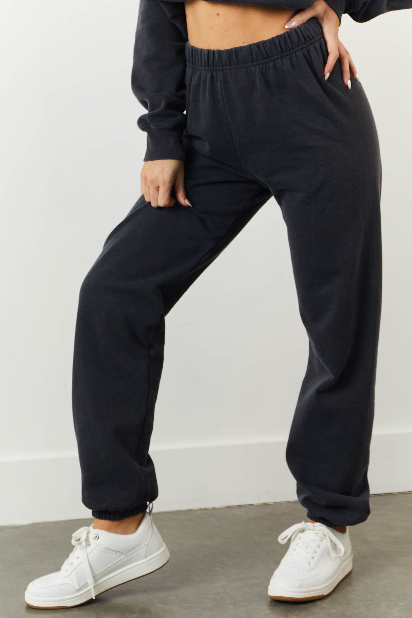 Washed Black Fleece Lined Solid Cotton Sweatpants
