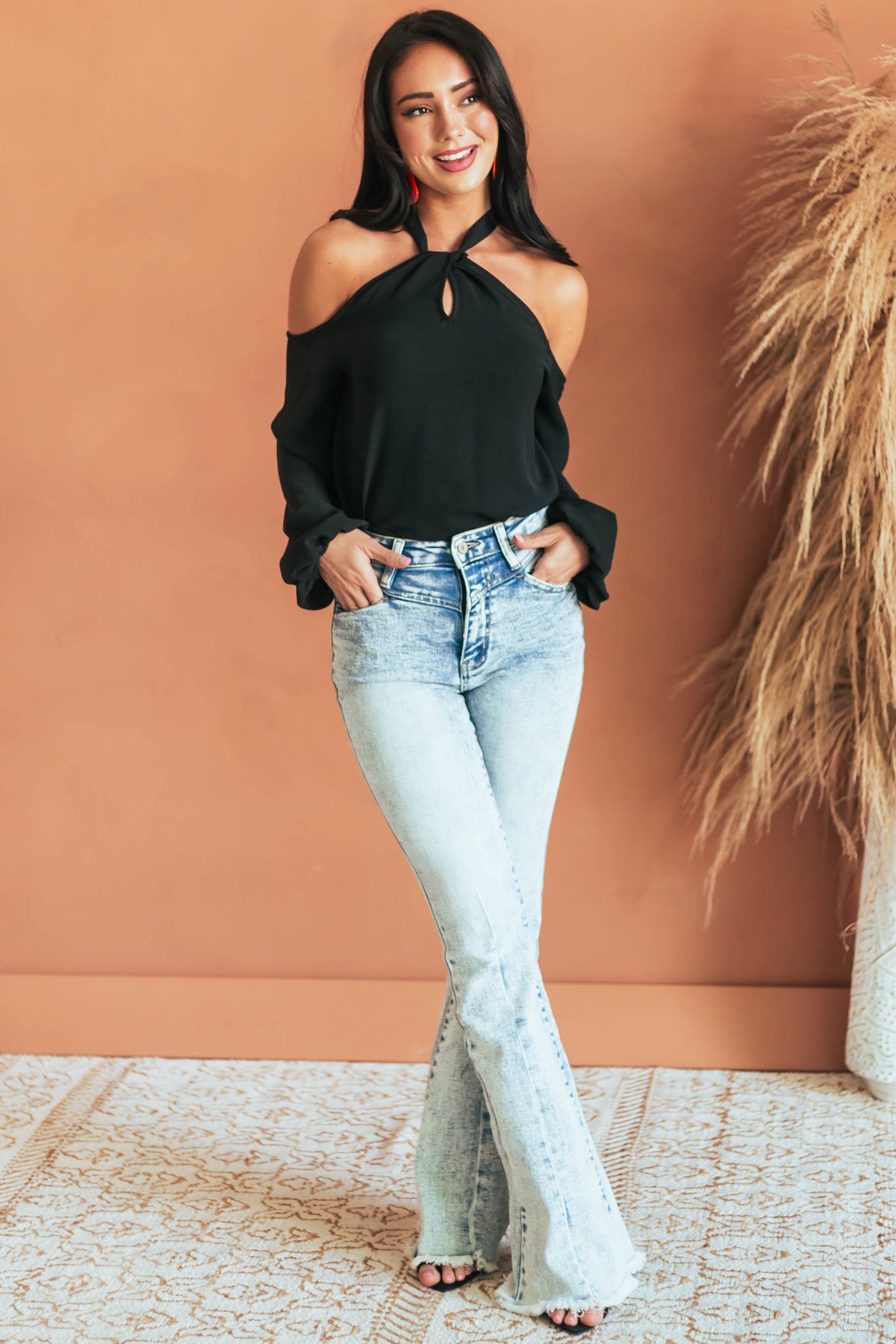 Black Cold Shoulder Bubble Sleeve Halter Top