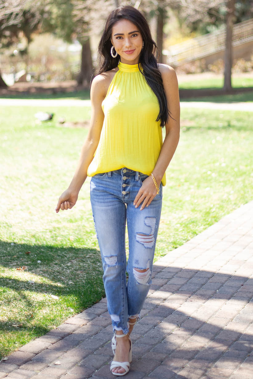 Light Wash Mid Rise Distressed Skinny Jeans with Buttons