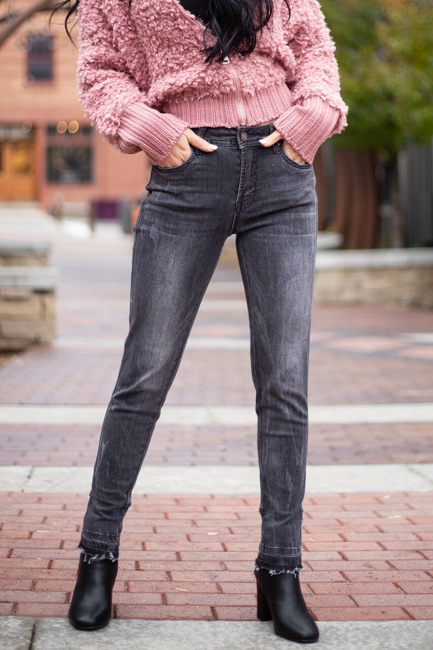 Vintage Black High Rise Whiskered Skinny Jeans