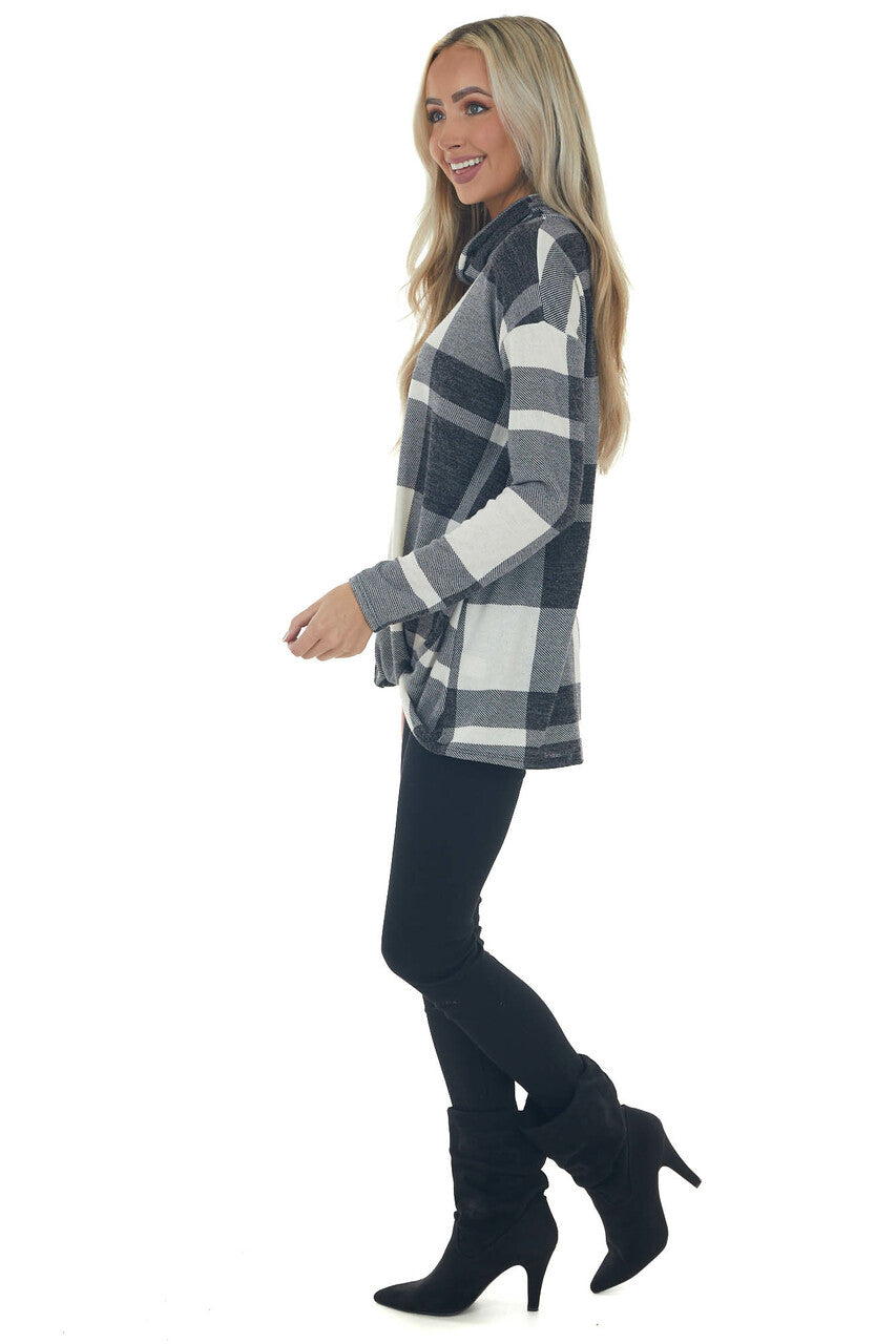 Black Plaid Long Sleeve Turtleneck Top
