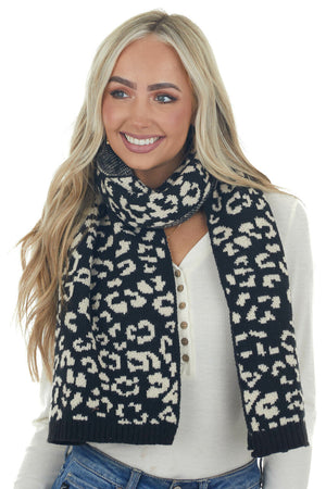 Black and Ivory Leopard Oblong Knit Scarf 