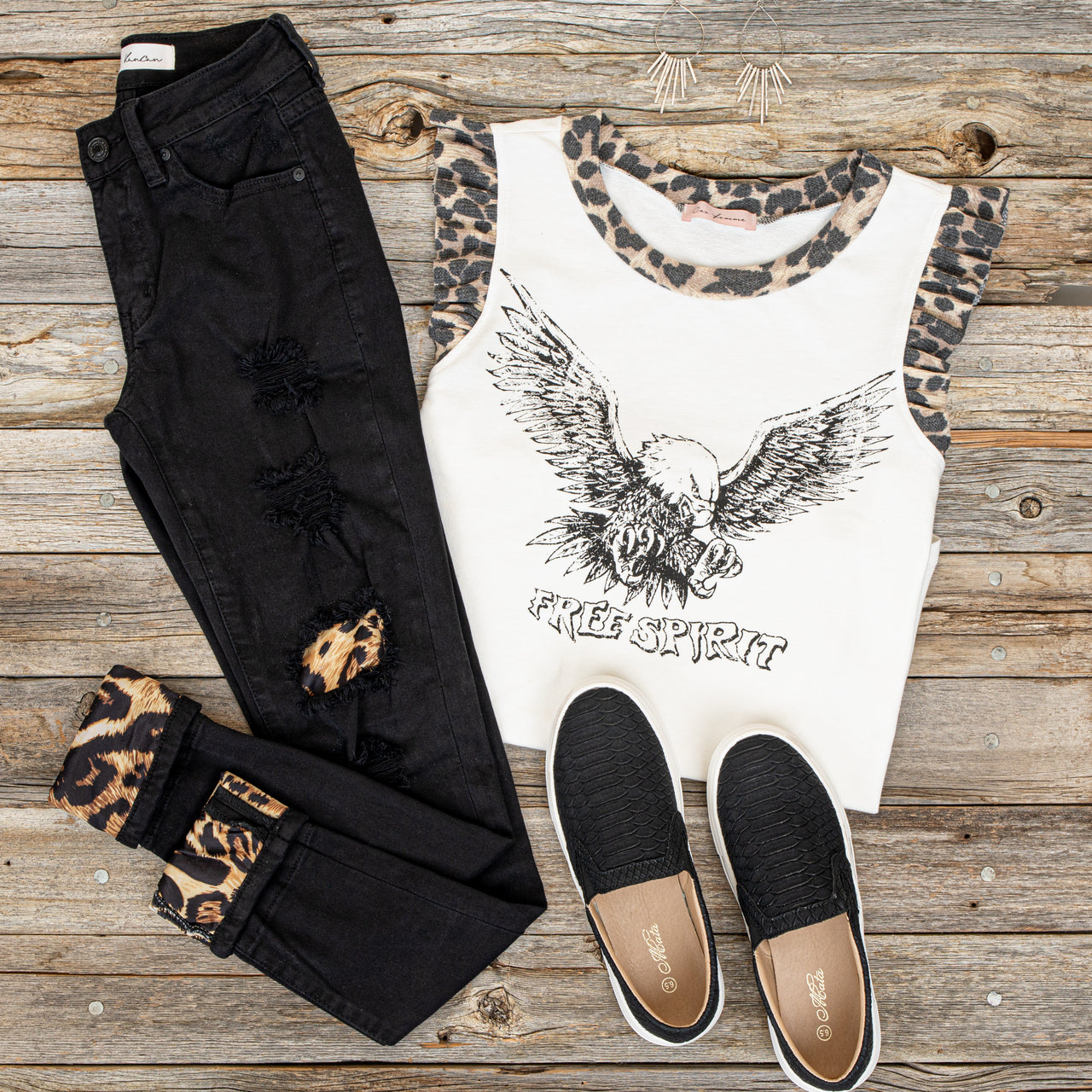 Off White 'Free Spirit' Graphic Tank Top with Leopard Accent 