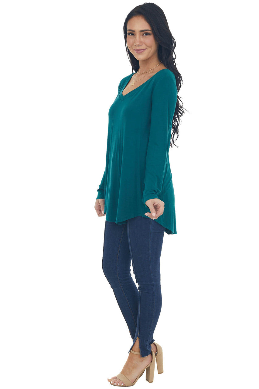 Pine Rounded Hem V Neck Soft Knit Top